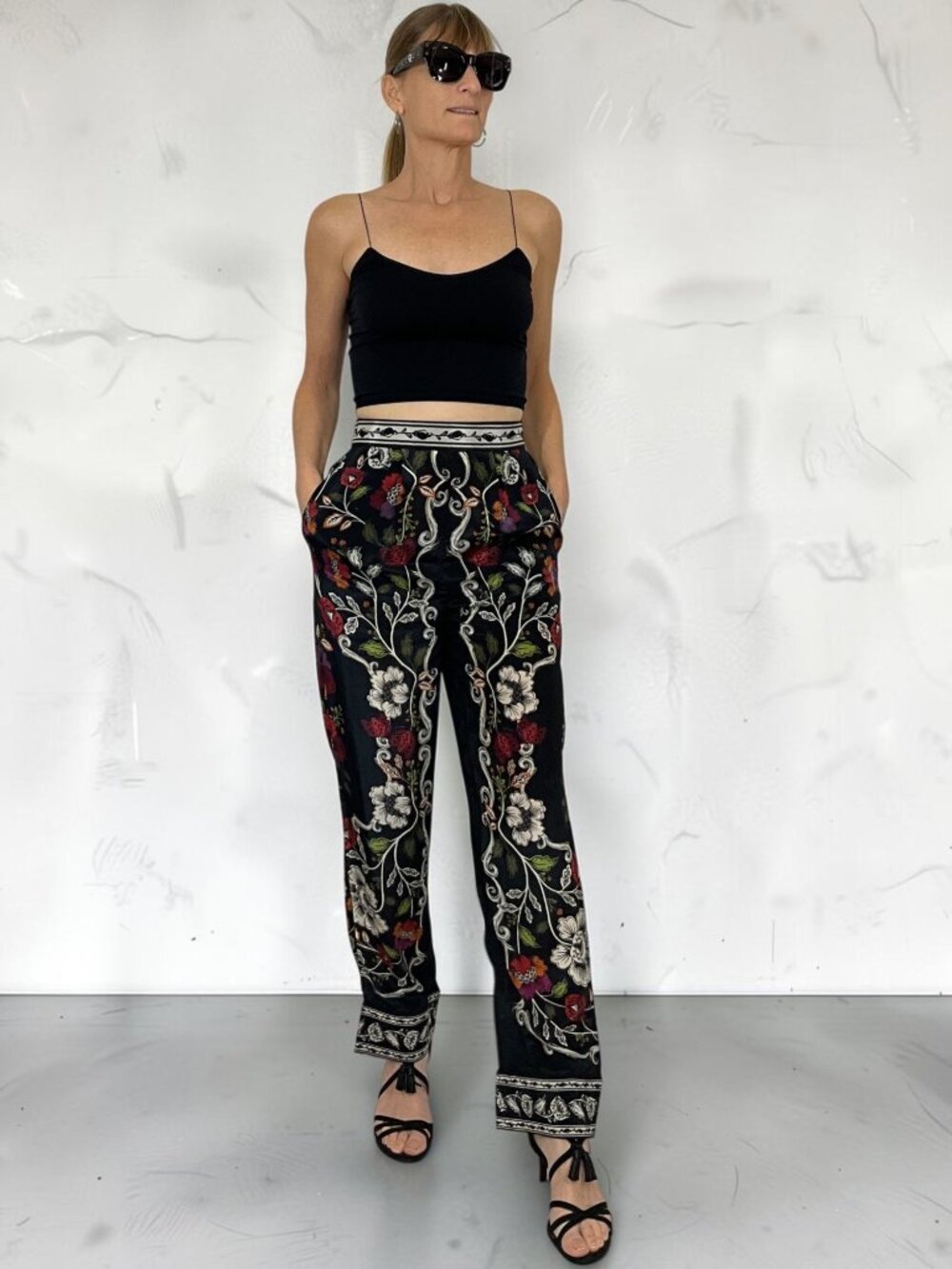 Farm Rio Anthropologie Rocco Floral Pant XXS 2XS Black Pockets High Rise